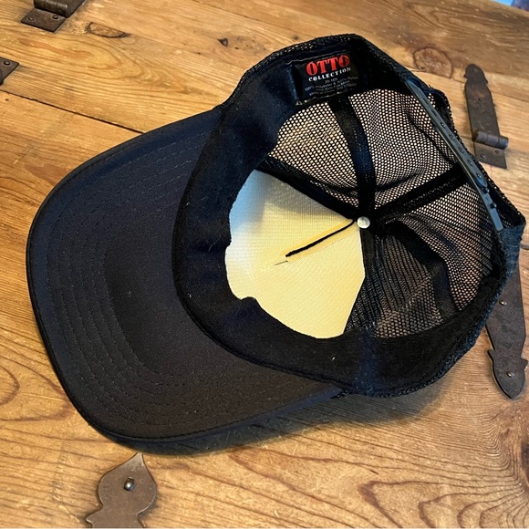 Otto Vans “Off The Wall” SnapBack Trucker Hat - Picture 2 of 4